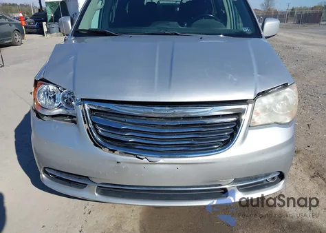 2012 Chrysler Town & Country Touring z USA, uszkodzony, nr VIN 2C4RC1BG1CR158310